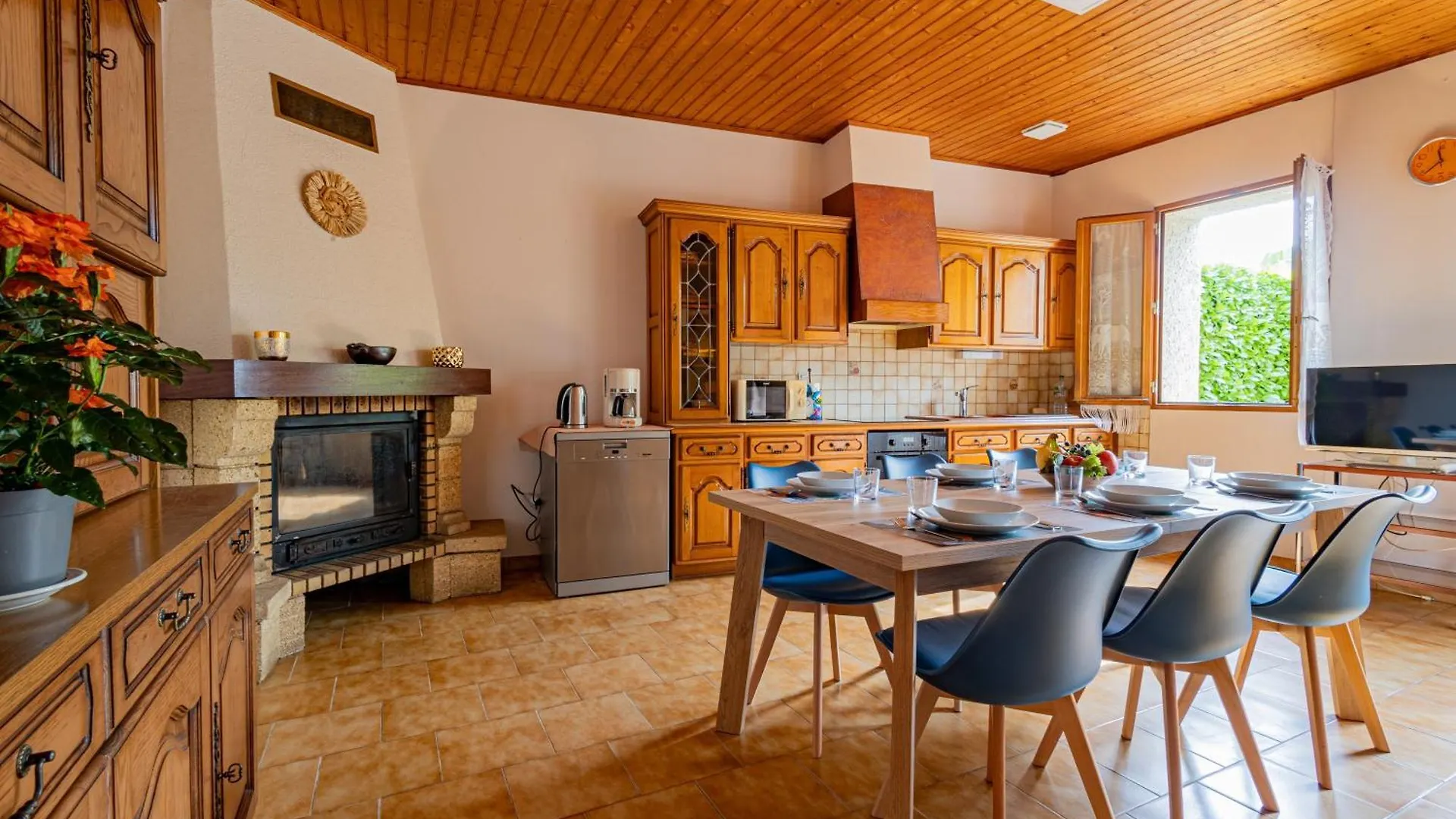 L'Ecrin Gascon - Maison Climatisee A Fleurance 0*,